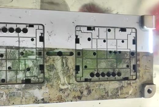 Efisiensi penghilangan karat dari penghilang karat laser